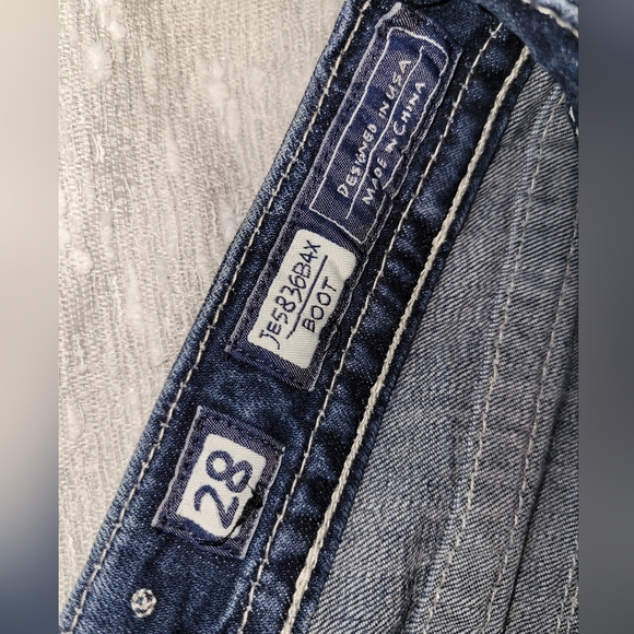 Miss Me Bootcut Jeans Bling Studded Size 28 Y2K - Picture 5 of 8